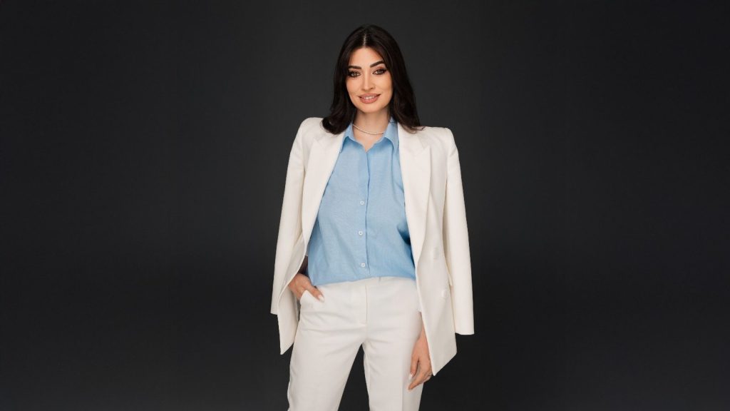 Cu Manuela Halasag de la REMAX Klass alegerea unui ansamblu rezidențial devine simplă și clară